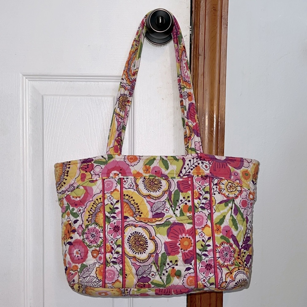 Vera Bradley tote bag